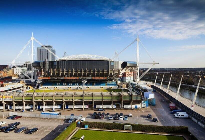 酒店 Holiday Inn Cardiff City, An Ihg