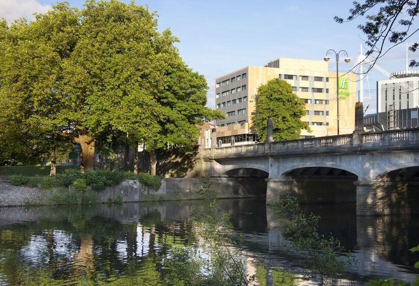 酒店 Holiday Inn Cardiff City, An Ihg