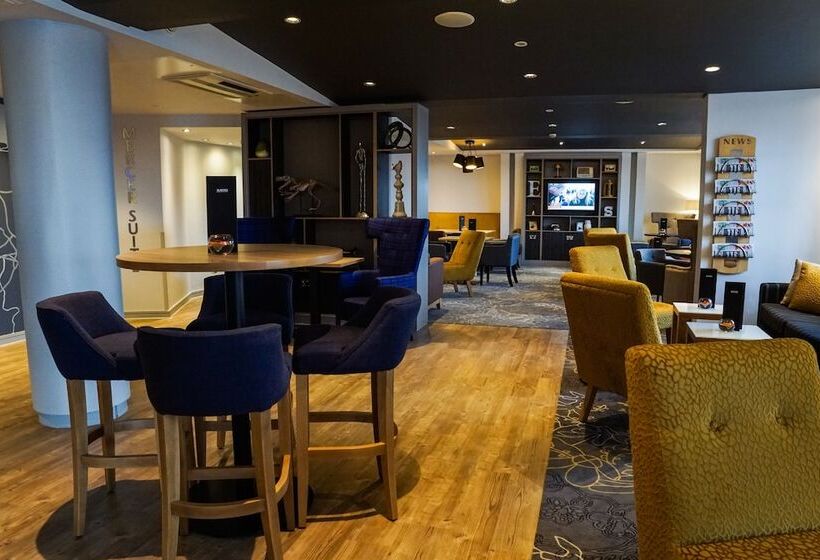 Отель Holiday Inn Ellesmere Port/cheshire Oaks, An Ihg