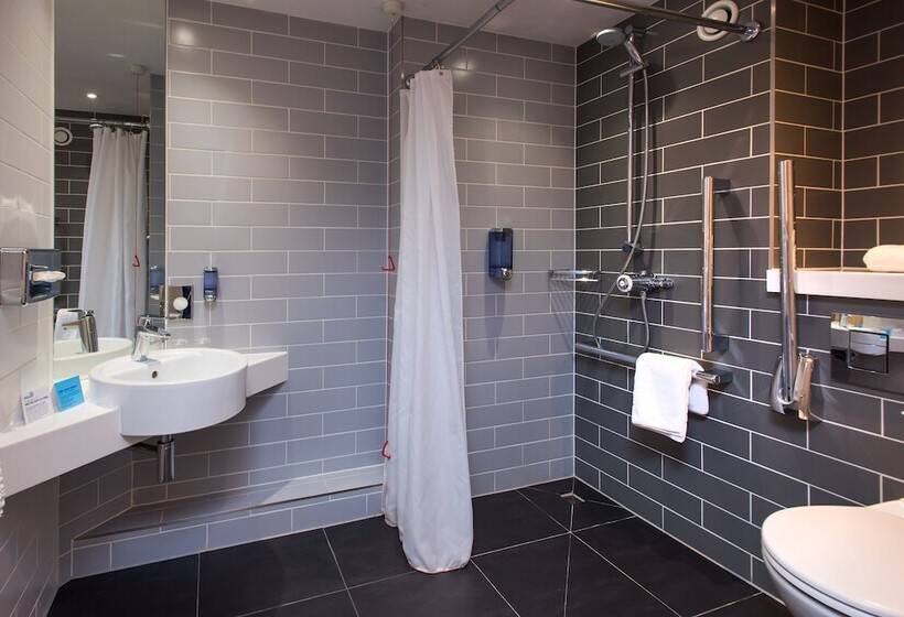 酒店 Holiday Inn Express Cardiff Bay, An Ihg