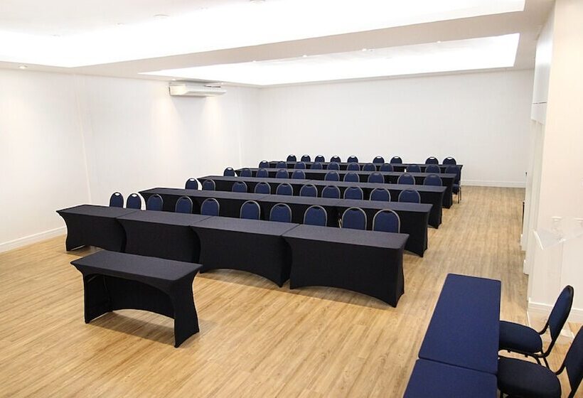 ホテル Holiday Inn Fortaleza, An Ihg