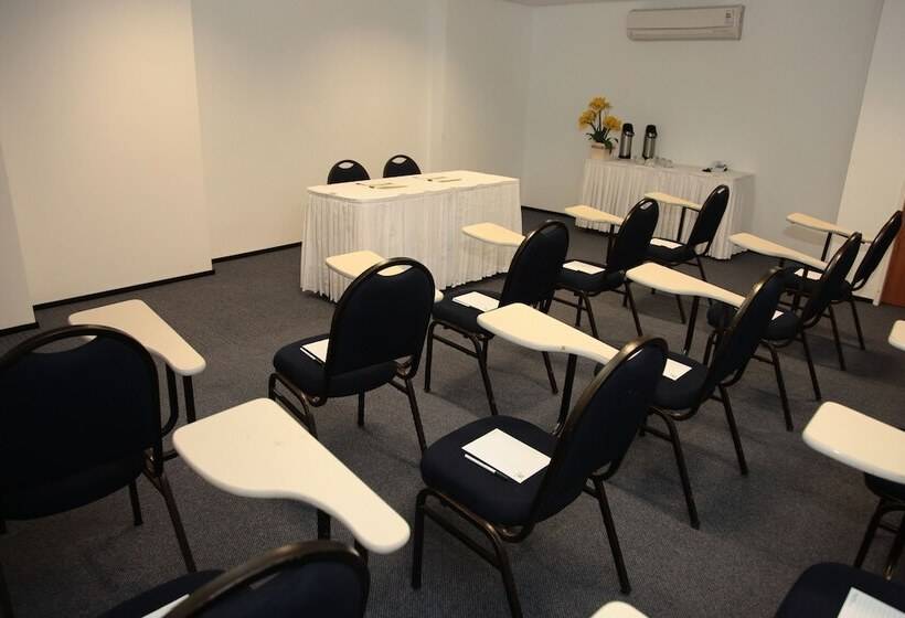 ホテル Holiday Inn Fortaleza, An Ihg