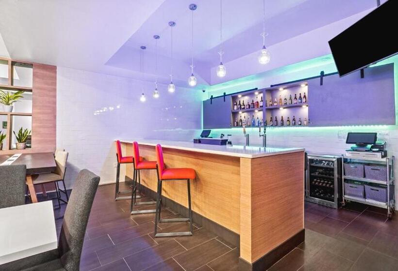 호텔 Holiday Inn & Suites Bothell An Ihg