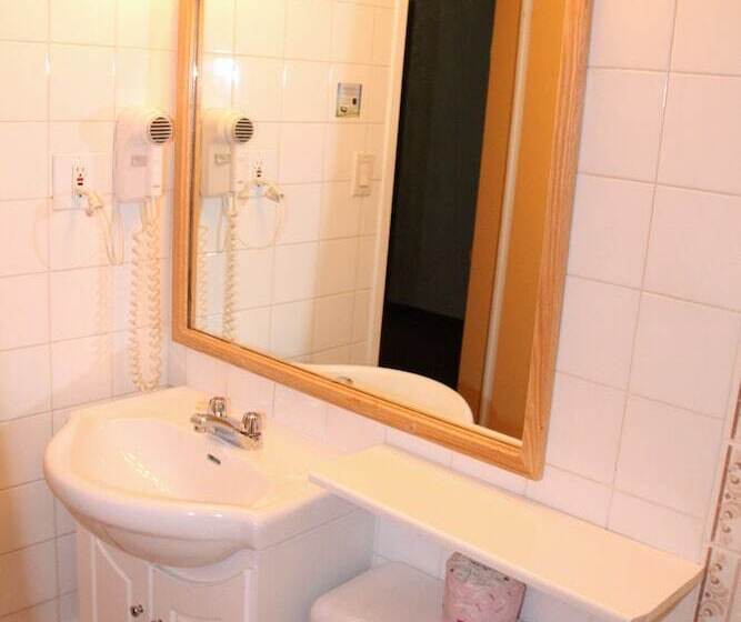 호텔 Hôtel Les Mouettes