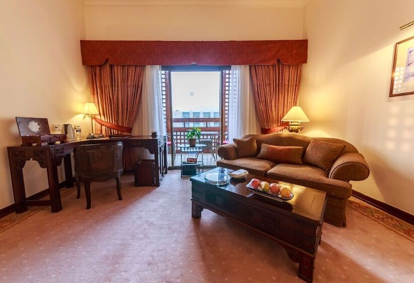 هتل Islamabad Serena