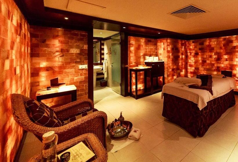 هتل Islamabad Serena