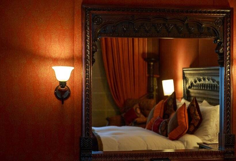 هتل Islamabad Serena