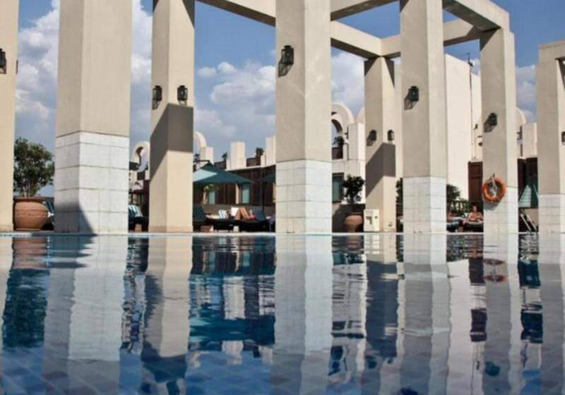 هتل Islamabad Serena