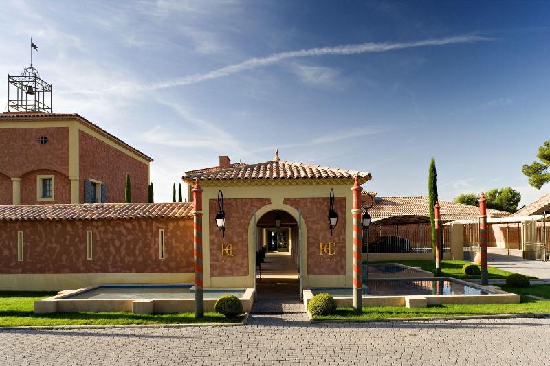 Отель L'Hôtel & Spa du Castellet