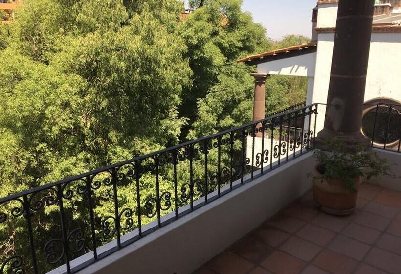 Отель La Puertecita Apart