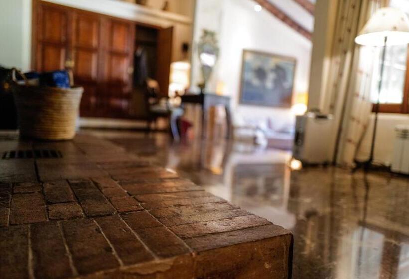 ホテル Rotana Golf Resort