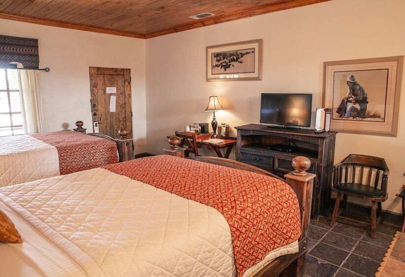 Отель Lajitas Golf Resort And Spa