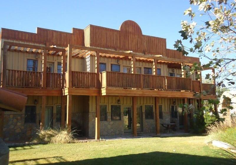 Отель Lajitas Golf Resort And Spa