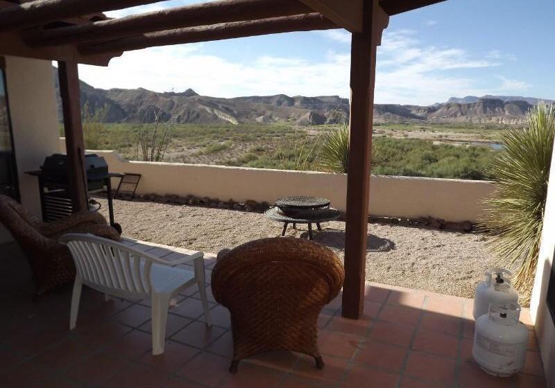 Отель Lajitas Golf Resort And Spa