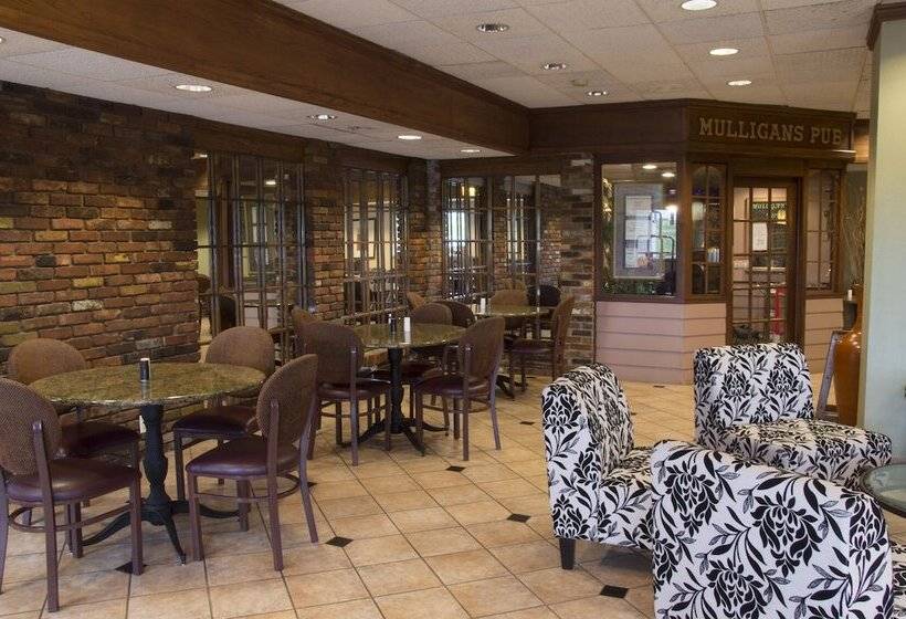 فندق Lamplighter Inn And Suites  North