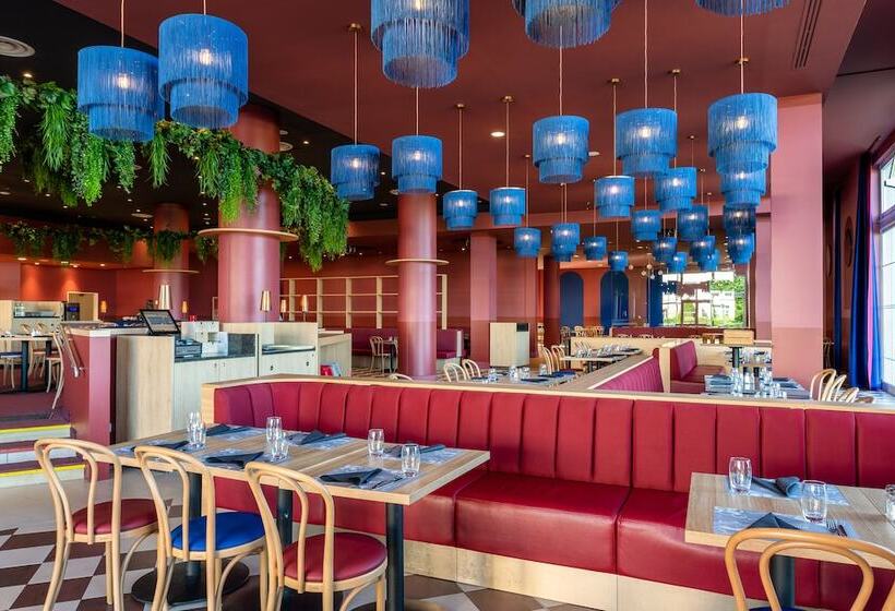 ホテル Le Grand Magic