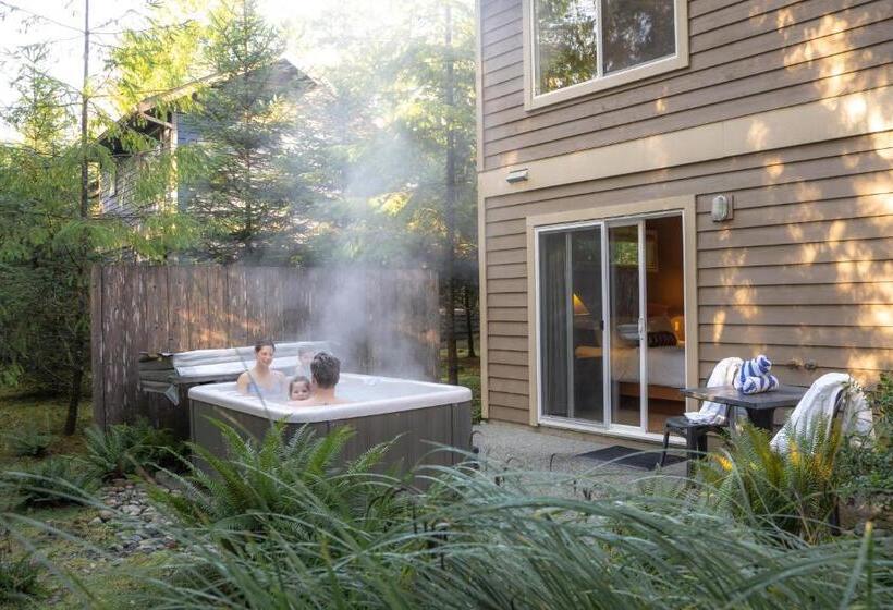 בית מלון כפרי Long Beach Lodge Resort