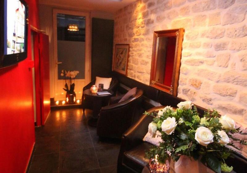 בית מלון כפרי Lumieres Montmartre Paris