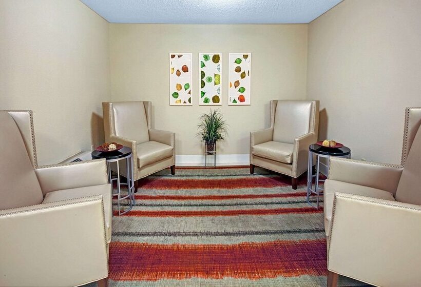 هتل Mainstay Suites Northbrook Wheeling