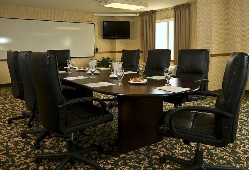 酒店 Meadowlands Plaza