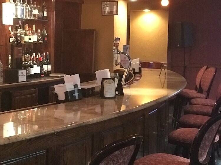 酒店 Meadowlands Plaza