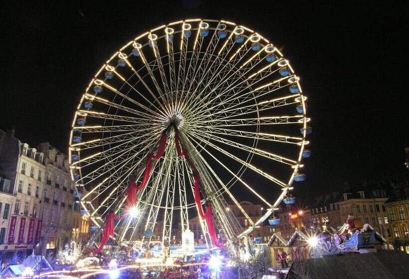 Отель Mercure Lille Centre Vieuxlille