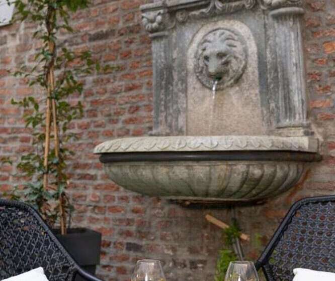 Отель Mercure Lille Centre Vieuxlille