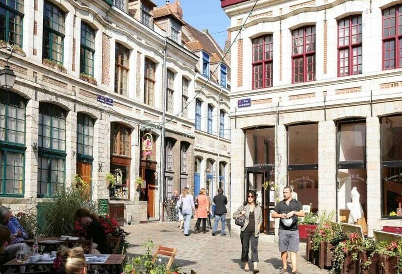 Отель Mercure Lille Centre Vieuxlille