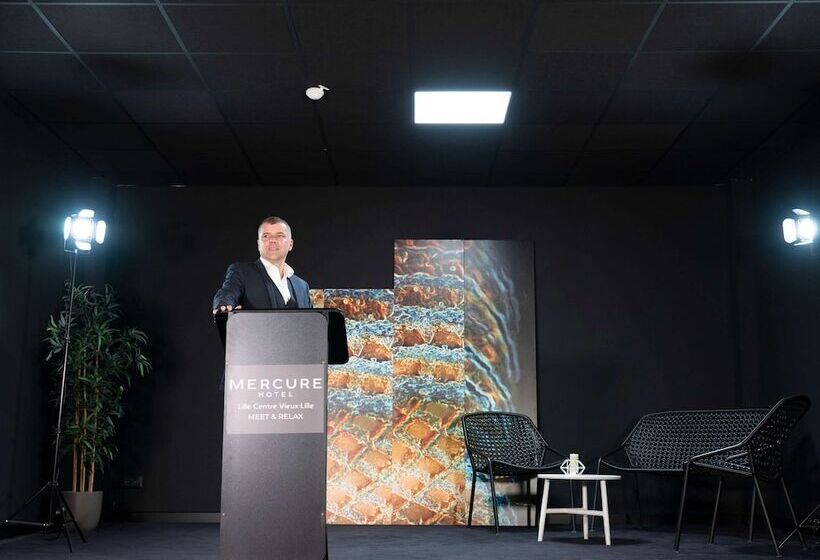 Отель Mercure Lille Centre Vieuxlille