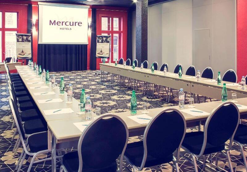 Отель Mercure Lille Centre Vieuxlille
