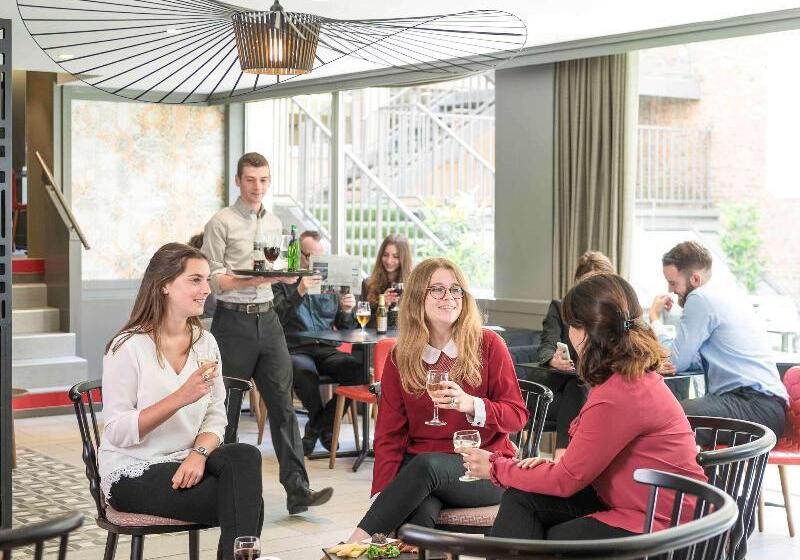 Отель Mercure Lille Centre Vieuxlille