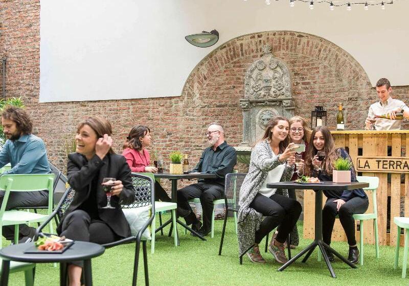 Отель Mercure Lille Centre Vieuxlille