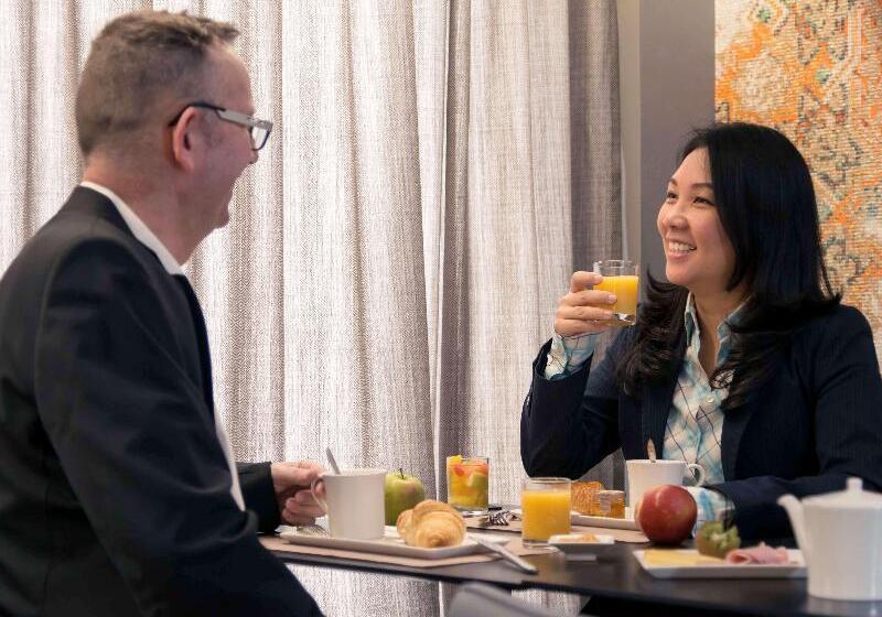 Отель Mercure Lille Centre Vieuxlille