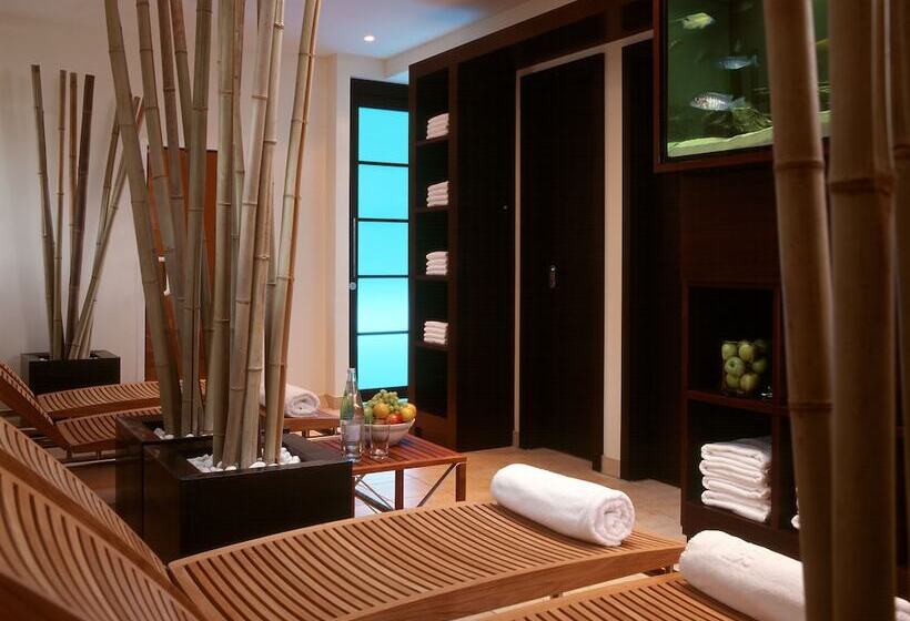 Metropolitan Hotel By Flemings