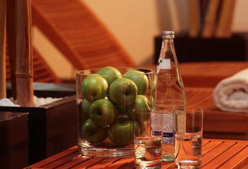 Metropolitan Hotel By Flemings