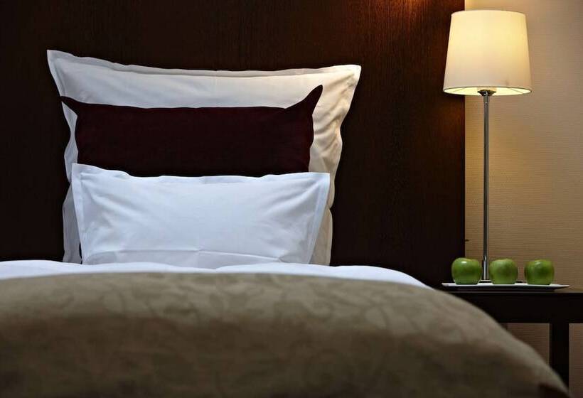 Metropolitan Hotel By Flemings