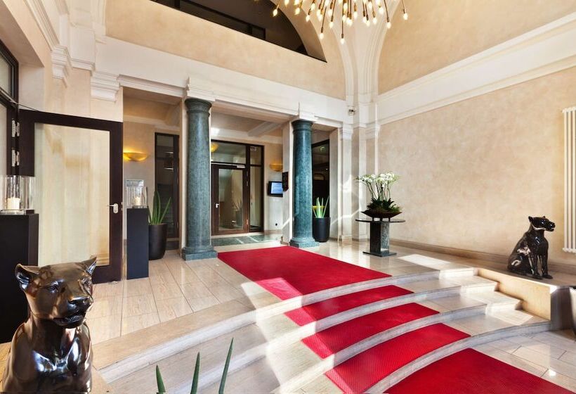 Metropolitan Hotel By Flemings