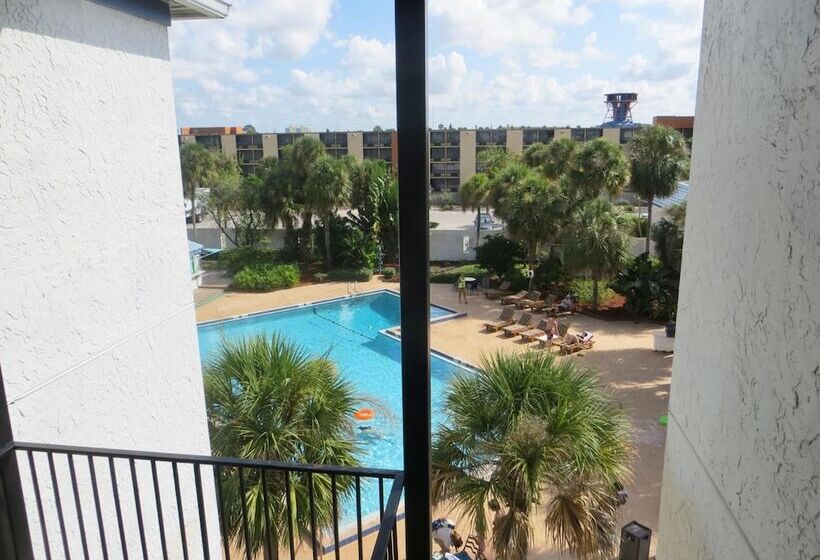 هتل Monumental Movieland