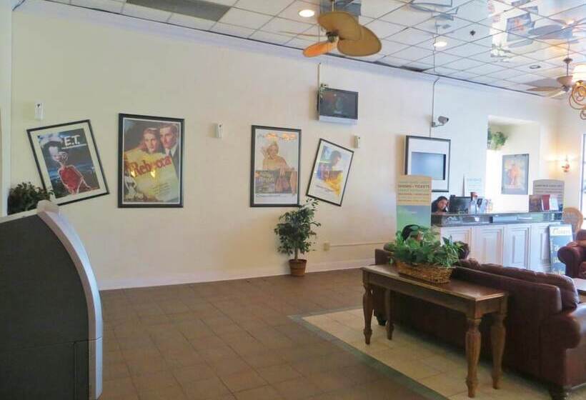 هتل Monumental Movieland