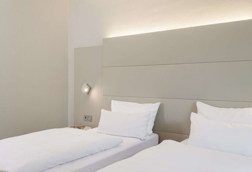 ホテル NH Dusseldorf City Nord