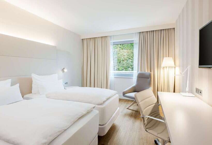 ホテル NH Dusseldorf City Nord