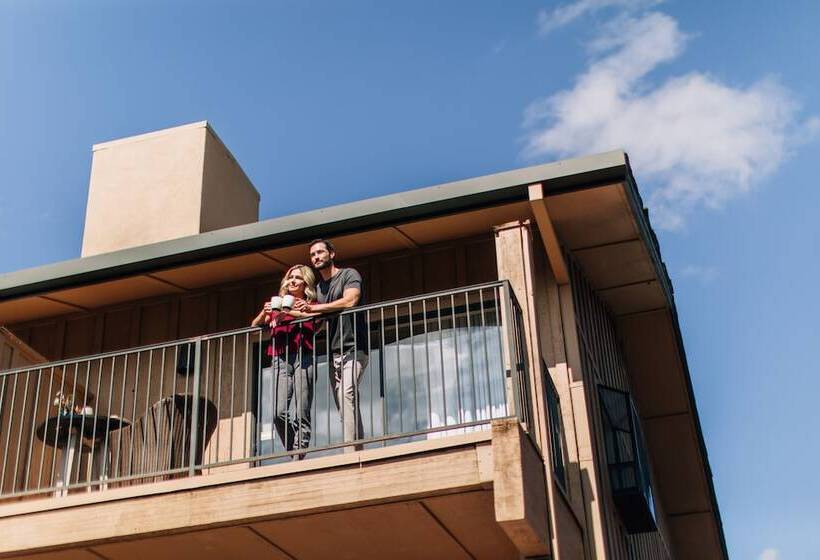 ホテル The Cliffs