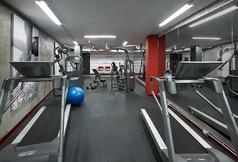 Pantages Hotel Toronto Centre