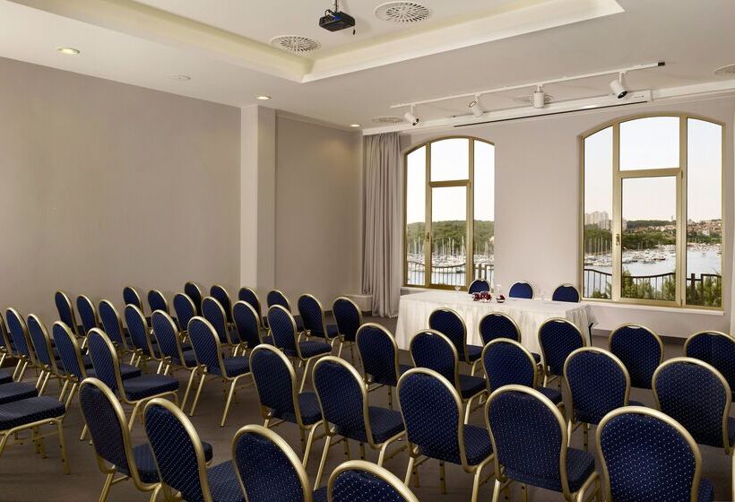 ホテル Park Plaza Histria Pula