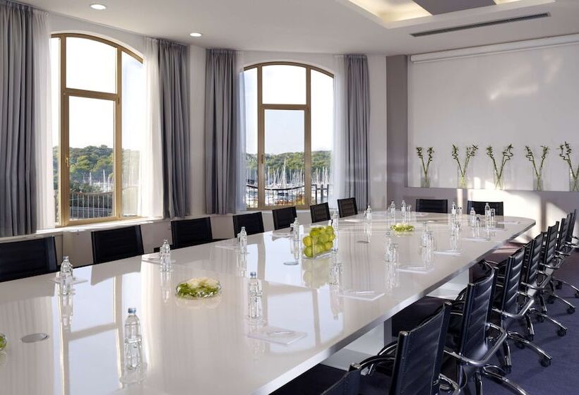 ホテル Park Plaza Histria Pula
