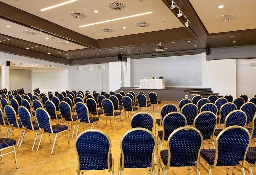 ホテル Park Plaza Histria Pula