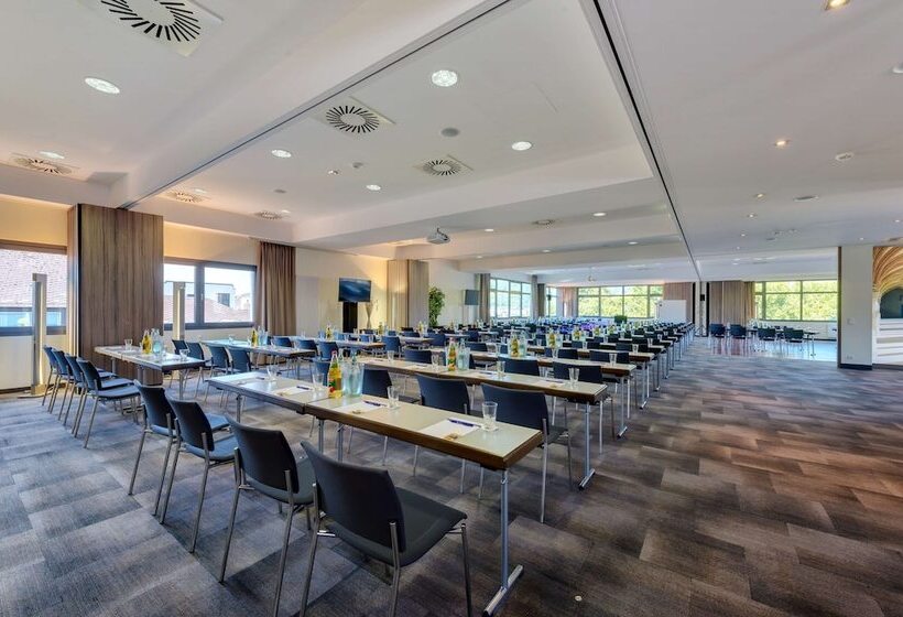 هتل Park Plaza Trier