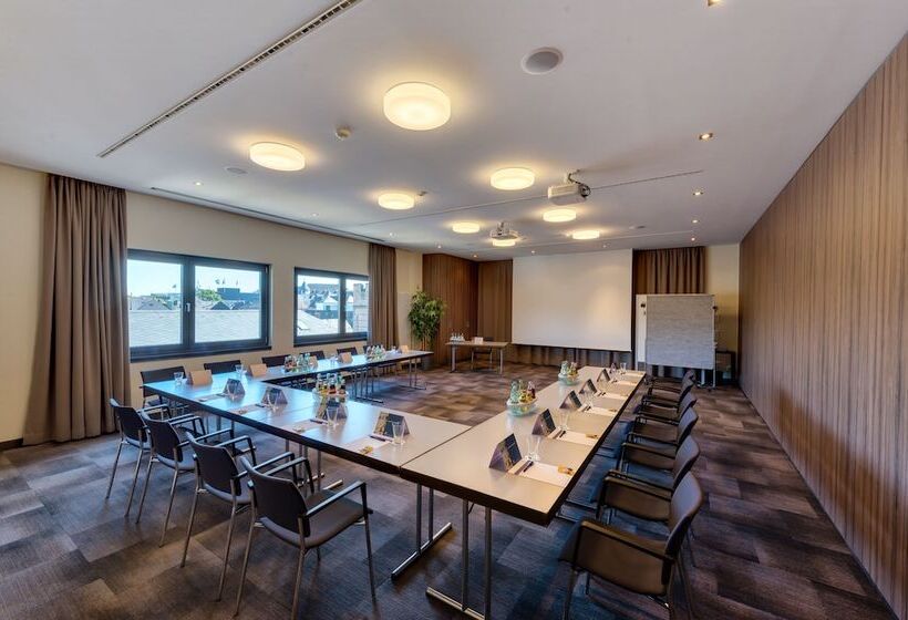 هتل Park Plaza Trier