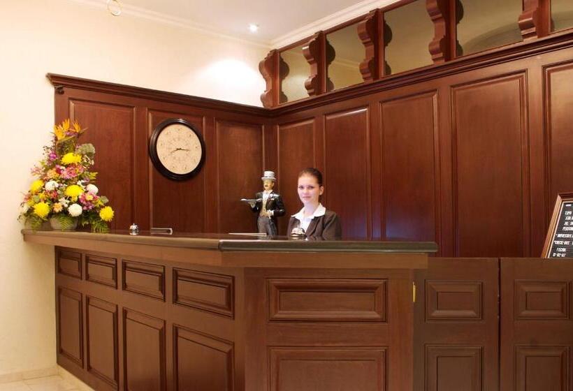 هتل Plaza Colonial