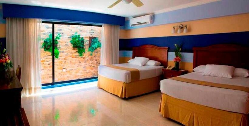 هتل Plaza Colonial